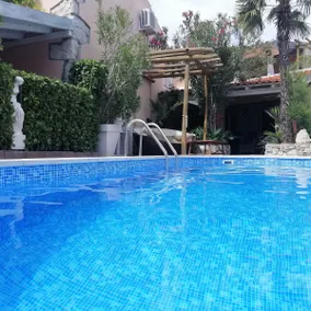 Villa Luma with heated pool all season - Image 2