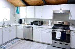 Beautiful Home - Image 4