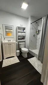 Suite Conveniently Located! - Image 4