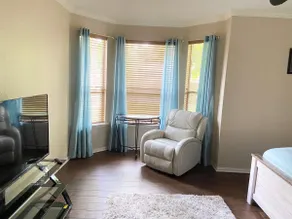 Quiet Conroe Home close to everything you need! - Image 3