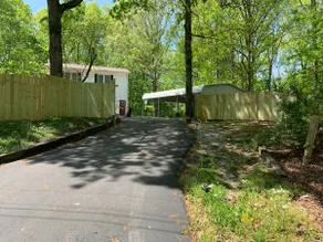 6 Bedroom Villa + Hot Tub + 3 acre Near Nashville - Image 4