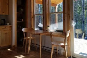 Nordic Cottage Near Beaches (wifi / winterized) - Image 5