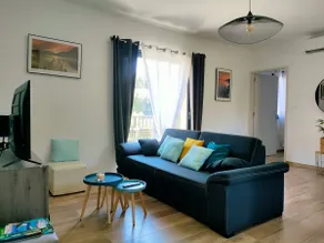 New apartment with balcony and 2 bedrooms - Image 2