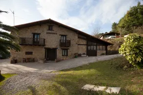 Private 16th century accommodation for groups - Image 3