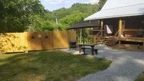 LaDaDee Cabin - Image 2