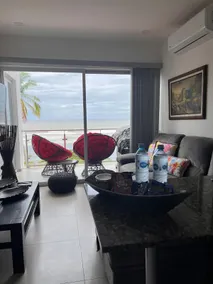 Luxurious apartment on the 5th floor facing the sea - Image 2