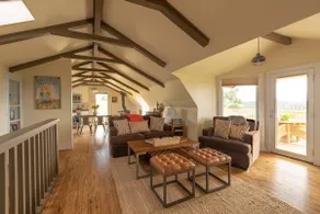 Magnolia Vineyard Winemakers Cottage - Image 2