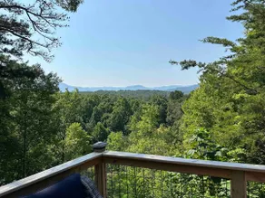 Knockin' Boots Cabin Hot Tub w/ Beautiful View - Image 5