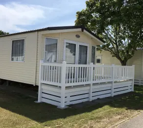 Shorefield country Park, where the New Forest meets The Sea, passes for all entertainment included - Image 4