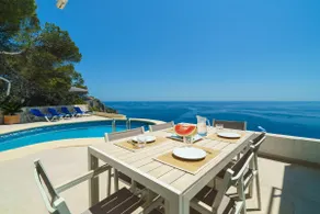 Villa Bombon by Aguilarent - Image 3