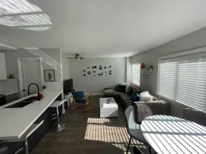Clean Modern Look Condo Next to Convention Center - Image 5