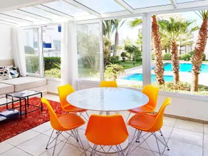 Luxury loft with pool & parking next to the beach - Image 4