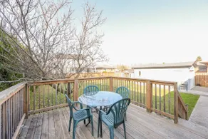 Beautiful family Home near Downtown - Image 4