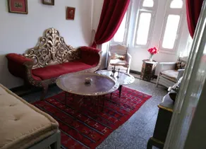 Typical apartment at the gates of the medina. - Image 4