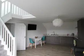 2 Serviced Apartments in Childwall-South Liverpool - Each Apartment Sleeps 6 - Image 2