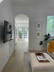 Stunning Historic Upscale Toronto Home - Image 4