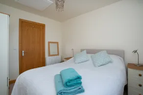 Finest Retreats - Sea Views Cottage - Image 4