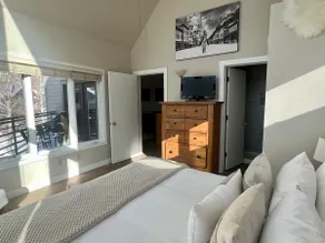 Heart of Telluride + Pool + Hiking trails nearby - Image 2