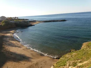 Large, family friendly, 70m from sandy beach! - Image 3