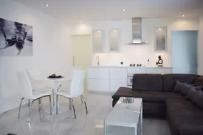 Dit luksuriøse Zenn-hjem med jacuzzi - Image 2