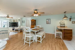 🍹🌞 Cottage Paradise! 2BR/2BA, Pets Welcome, TV, Wi-Fi - Image 4