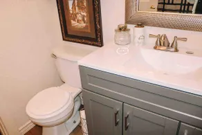 Fully Furnished, Cheerful, 1 Bedroom Home - Image 4