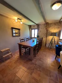 Spacious cottage in a beautiful area - Image 3
