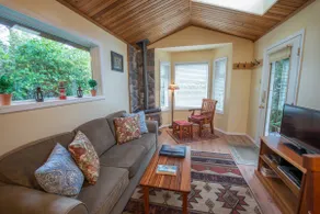 Cedar Shack Cabin ved stranden med privat Hot Tub, 3 min gang til stranden - Image 2