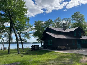 Pontoon + EV + Swim/Kayak/Fish on the Lake - Image 2