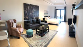 Studio with Balcony in the Heart of The Pearl! 210 - Image 3