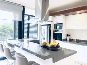 Luxury Condo with Gym & BEACH Club & PGA golf - Image 3