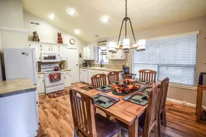 Cozy Mtn Home- Family & Dog Friendly w/ AC/Heat - Image 3