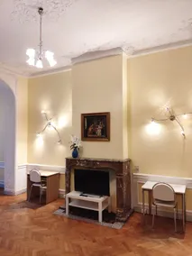 Bright 1BR with terrace near Montgomery - Image 4