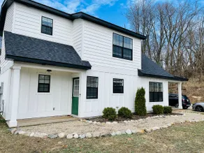 The White Cottage Home - Image 2