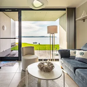 Cozy apartment with fantastic sea views - Image 4