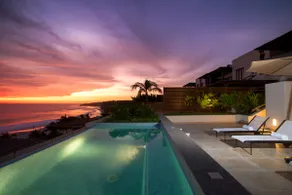Beachfront 5BR penthouse: Chef, Pool @veneros mita - Image 2