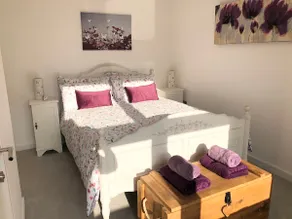 Spire View - New Forest Holiday Home - Image 5
