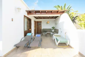 Villa avec internet haut débit, barbecue et jardin | Vue mer | Parfaite pour le travail à distance - Image 3