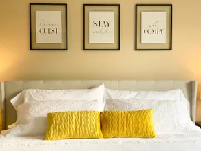 Stylish and Homey Townhouse - Image 3