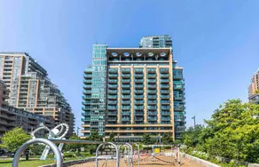 Central condo in heart of Liberty Village +parking - Image 5