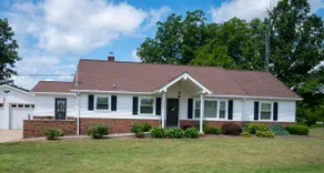 Hoosier Homestead in scenic southern Indiana - Image 2