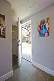 Amazing Central Phoenix Guest House - Image 4