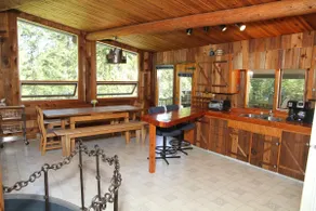 The Lakehouse at Silver Springs - Image 3