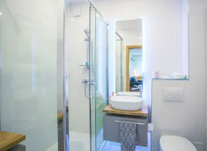 Lavanda Deluxe-center+free parking+self check-in - Image 3