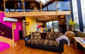Eagles Nest I Honeymoon Stay-spas & mountain views - Image 5