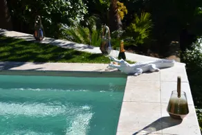 St Tropez, Superb Sea View, Pool, Private Estate - Image 2