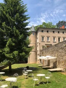 Lyon Country House - Suites & Tour de Garde - Image 4