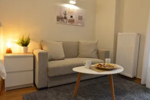 Studio Posh with garden in Kolonaki - Image 4