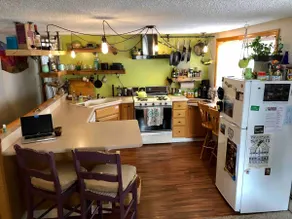 A Cozy BungaLow Up High 4020 - Image 2