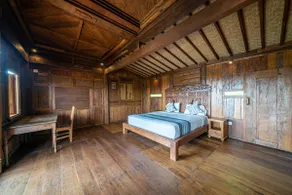 Wooden bungalow in the most beautiful spot. - Image 5